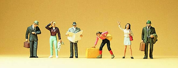 Preiser 79112 Passengers on Platform N Gauge Figures