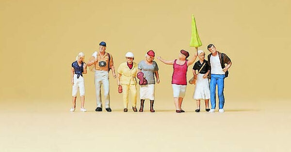 Preiser 79163 Tourists with Guide N Gauge Figures