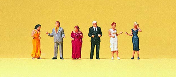 Preiser 79178 Formal Guests N Gauge Figures