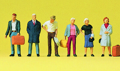 Preiser 79187 Standing Travellers N Gauge Figures