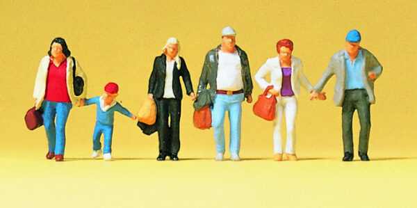 Preiser 79192 Walking Travellers N Gauge Figures