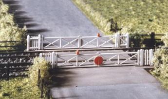 Ratio 234 Level Crossing N Scale