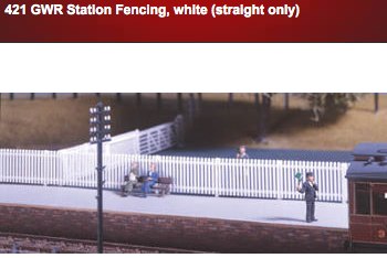 Ratio 421 GWR Station Fencing, white (straight only) OO Scale