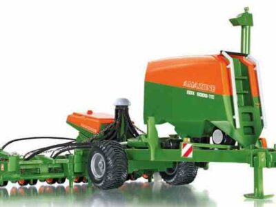 Wiking 077319 Amazone EDX 6000-TC Seed Drill 1/32 scale