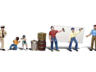 Woodland Scenics A1893 Accident Waiting to Happen HO Gauge Figures