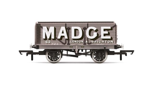 Hornby R6952 Madge 7 Plank Wagon, No. 62