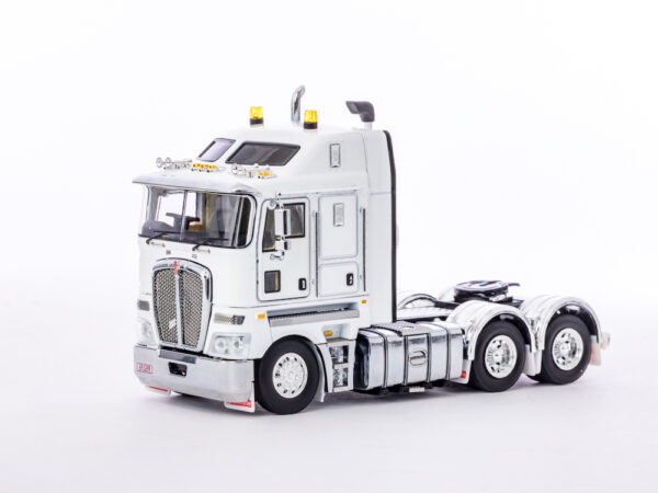 Drake Collectibles Z01543 Kenworth K200 Truck - White / Black