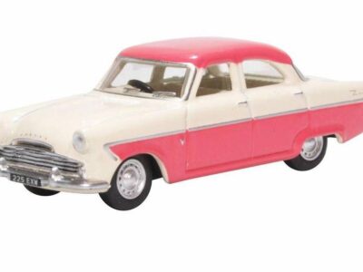 Oxford Diecast 76FZ003 Ford Zodiac MkII Car - Ermine White and Pink