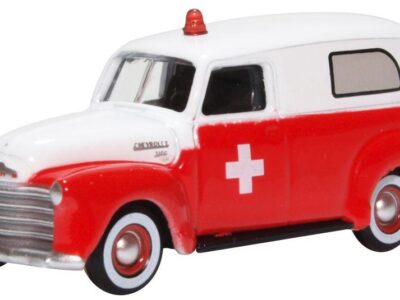 Oxford Diecast 87CV50001 Chevrolet Panel Van 1950 Ambulance 1/87 Scale