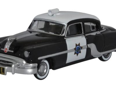 Oxford Diecast 87PC54003 Pontiac Chieftain 4 Door 1954 - California Highway Patrol