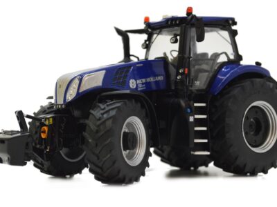 MarGe Models 2022 New Holland T8.435 Genesis Tractor - Blue Power 1/32 scale