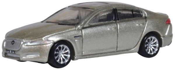 Oxford Diecast NXF003 Jaguar XF Cashmere