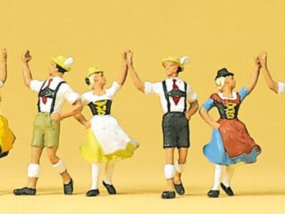 Preiser 10241 Folk Dancers HO Gauge Figures