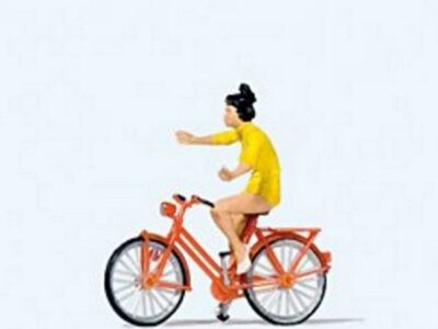 Preiser 28181 Look no Hands (lady on Bicycle) HO Gauge Figures