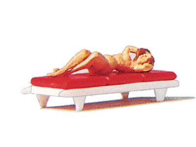 Preiser 29048 Sun Bathing HO Gauge Figures