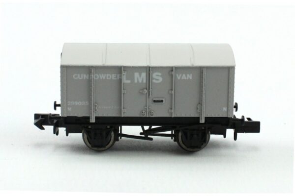 Dapol 2F-013-049 Gunpower Van LMS No 299035 N Gauge