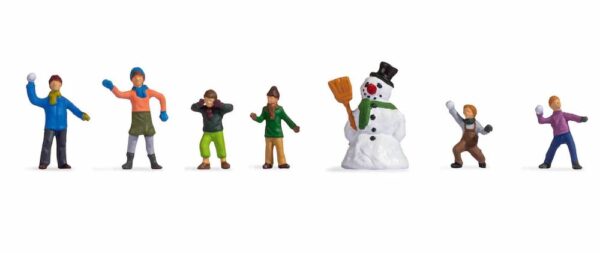 Noch 36821 Children Playing in the Snow N Gauge Figures