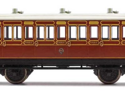 Hornby R40116 LB&SCR, 4 Wheel Coach, 3rd Class, Fitted Maglights lighting, 882