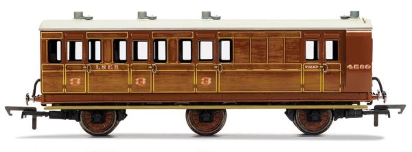 Hornby R40130 LNER, 6 Wheel Coach, Brake 3rd Class, Fitted Maglights lighting, 4589