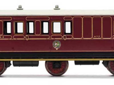 Hornby R40142 NBR, 6 Wheel Coach, Unclassed (Brake 3rd) Coach, Fitted Maglights lighting, 472