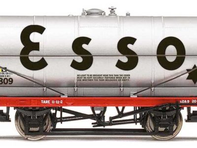Hornby R60037 20 Ton Tank Wagon, ESSO
