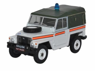 Oxford Diecast 76LRL010 Land Rover Lightweight - RAF Police, Akrotiri