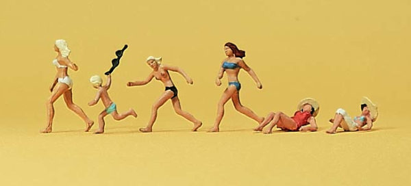 Preiser 79066 Figures on Beach N Gauge Figures