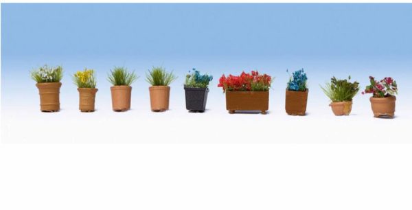 Noch 14031 Flowers in Pots, HO Scale, 9 pcs