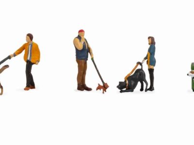 Noch 15471 People with Dogs HO Scale Figures