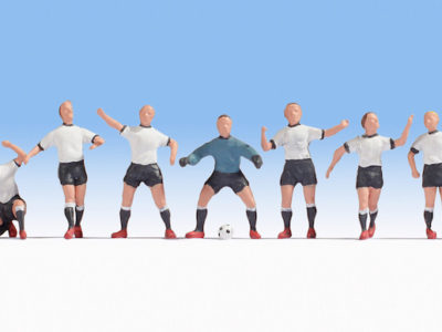 Noch 36965 Football Team - White & Black N Gauge Figures