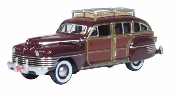 Oxford Diecast 87CB42001 Chrysler T & C Woody Wagon - Regal Maroon 1/87 Scale