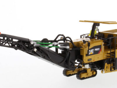 Diecast Masters 85588 Caterpillar PM822 Cold Planer