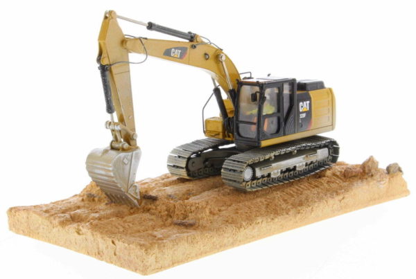 Diecast Masters 85701 Caterpillar 320F L Excavator Weathered