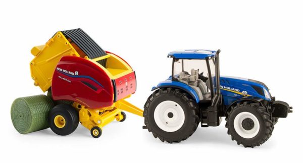 ERTL 13966 New Holland T6.180 Tractor w/New Holland 560 Round Baler