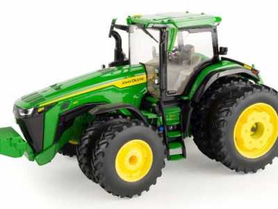 ERTL 45706 John Deere 8R 410 Tractor Prestige Collection, w/Front & Rear Duals