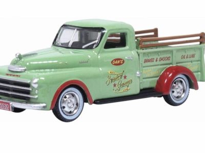 Oxford Diecast 87DP48003 Dodge B-1B Pick Up 1948 - Dan's Service Garage 1/87 Scale