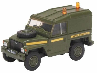 Oxford Diecast 76LRL005 Land Rover 1/Lightweight Hard Top - RAF