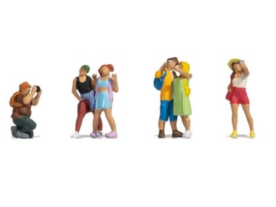 Noch 36473 Tourists Figure N Gauge Figures