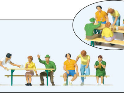 Preiser 10702 In the Beer Garden HO Gauge Figures