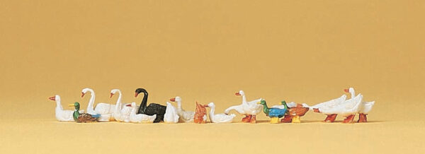 Preiser 14167 Ducks, Geese and Swans HO Gauge Figures