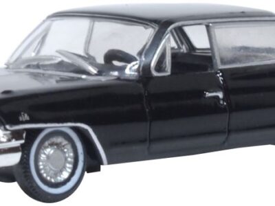 Oxford Diecast 87CSD61004 Cadillac Sedan De Ville 1961 Ebony 1/87 Scale