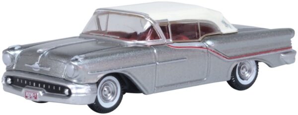 Oxford Diecast 87OC57003 Oldsmobile 88 Convertible Grey/Red/White Closed 1957 Juneau Grey/Accent Red/White 1/87 Scale